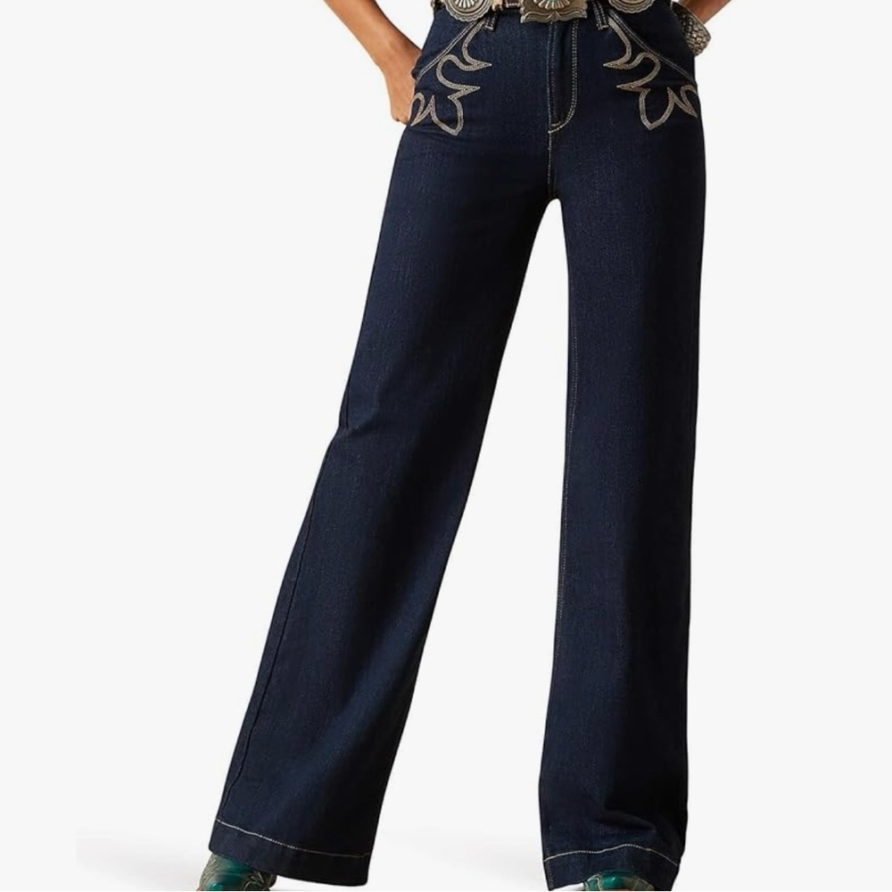 Ariat Women’s Ultra High Rise, Wide Leg Western Jean